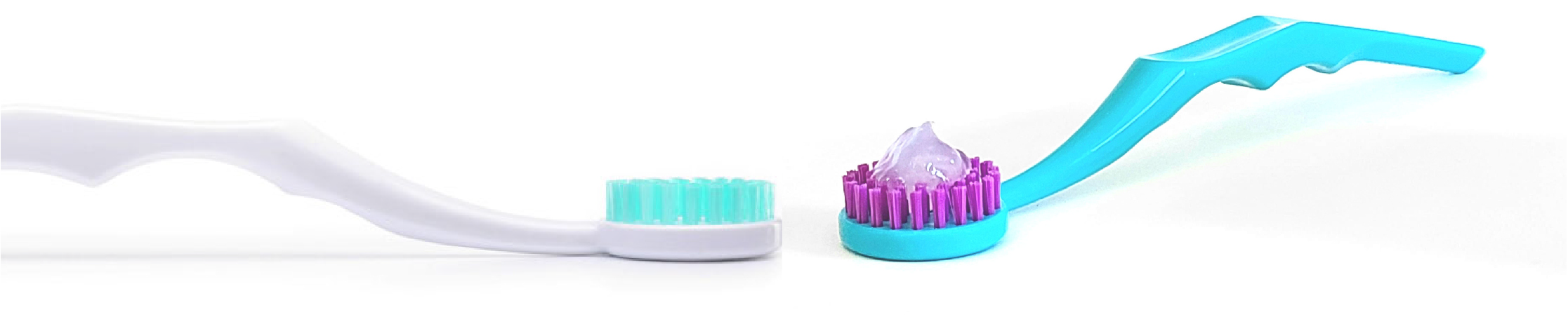 Tongue brush without gel and tongue brush with gel side by side